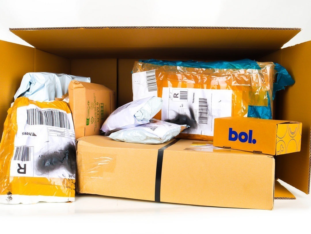 XXL Doos met Ongeopende Postpakketten - Afbeelding 2